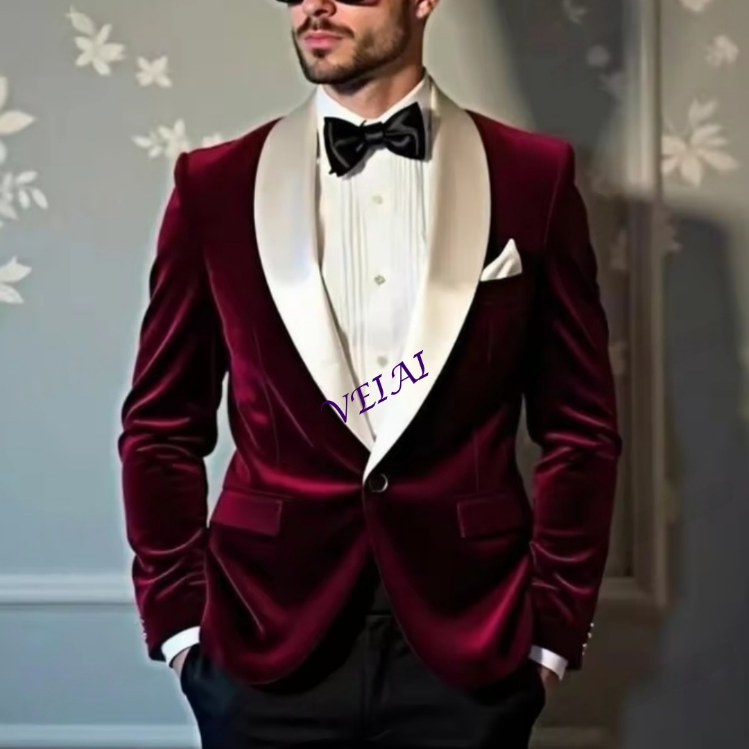 CustomizedNew Burgundy Velvet  - Men'S Grooming Daily recensione e prezzo